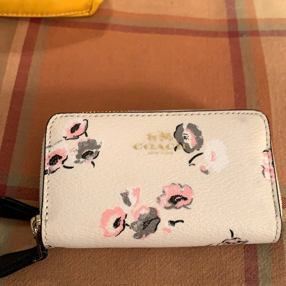 Coach card holder